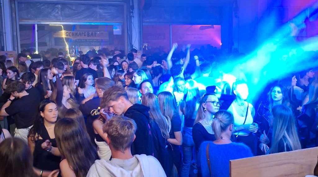 FLASHOVERPARTY 2026 – Partyfeeling pur in Matzleinsdorf!